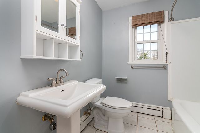 41 Bruce Lane, Warwick, RI 02886