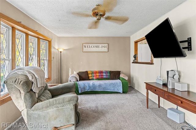 6393 Frances Road, Mount Morris, MI 48458