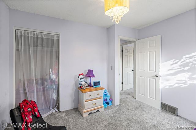 6393 Frances Road, Mount Morris, MI 48458