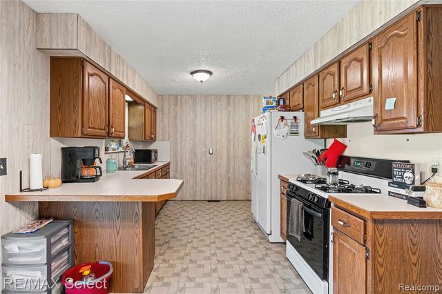 6393 Frances Road, Mount Morris, MI 48458