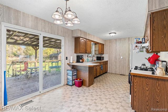 6393 Frances Road, Mount Morris, MI 48458