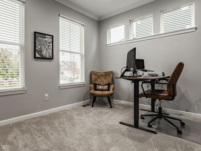 7735 Tanager Court, Zionsville, IN 46077