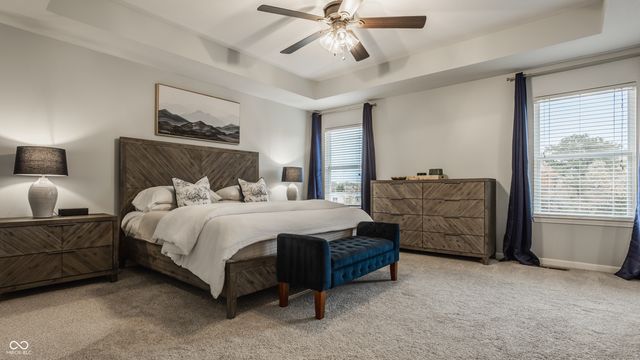 7735 Tanager Court, Zionsville, IN 46077