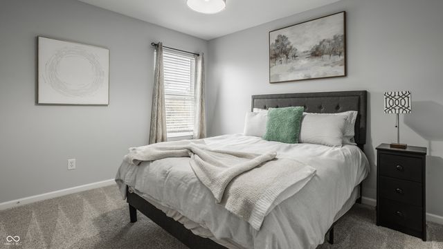 7735 Tanager Court, Zionsville, IN 46077