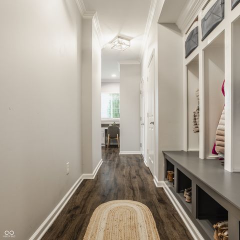 7735 Tanager Court, Zionsville, IN 46077