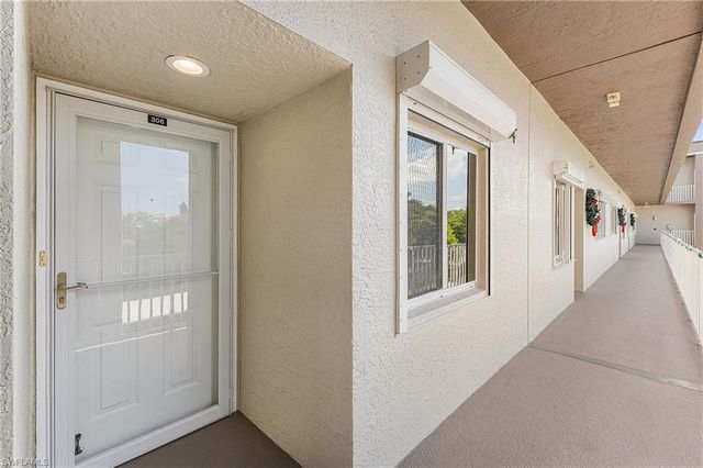 14771 Hole IN 1 Cir Apt 306, Fort Myers, FL 33919