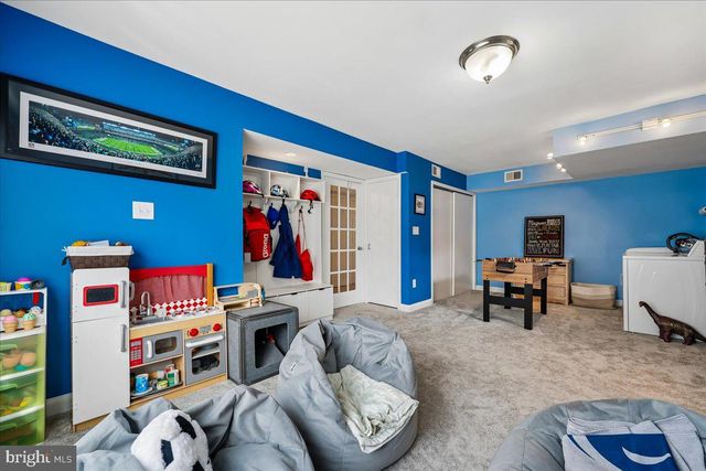 8101 WHITTIER BLVD, Bethesda, MD 20817