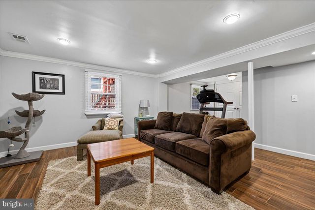 8101 WHITTIER BLVD, Bethesda, MD 20817