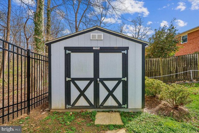 8101 WHITTIER BLVD, Bethesda, MD 20817