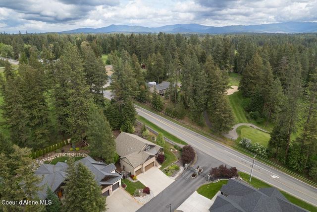 1573 E Chanticleer Ct, Hayden, ID 83835