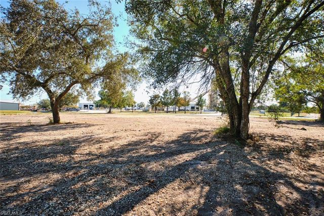 400 S Industrial LOOP, Labelle, FL 33935