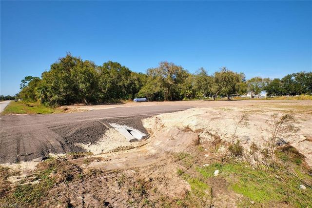 400 S Industrial LOOP, Labelle, FL 33935