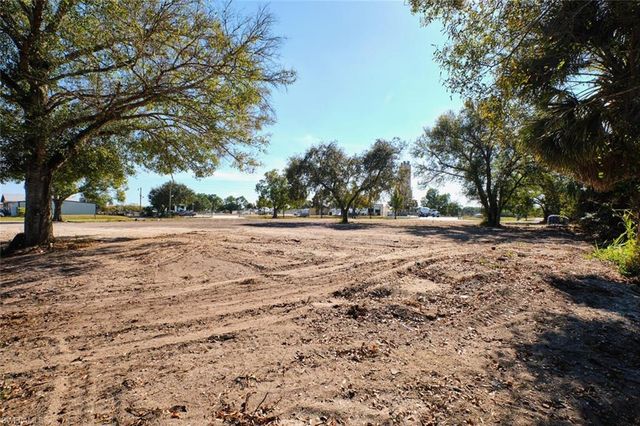 400 S Industrial LOOP, Labelle, FL 33935