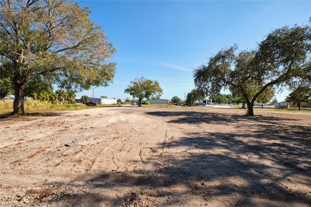 400 S Industrial LOOP, Labelle, FL 33935