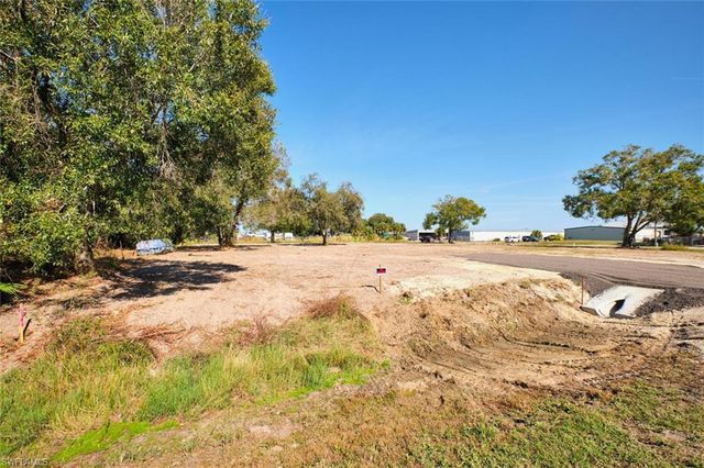 400 S Industrial LOOP, Labelle, FL 33935