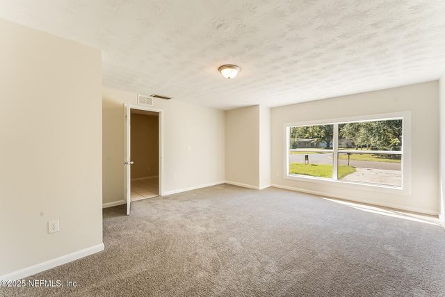 9341 DANVILLE Avenue, Jacksonville, FL 32208