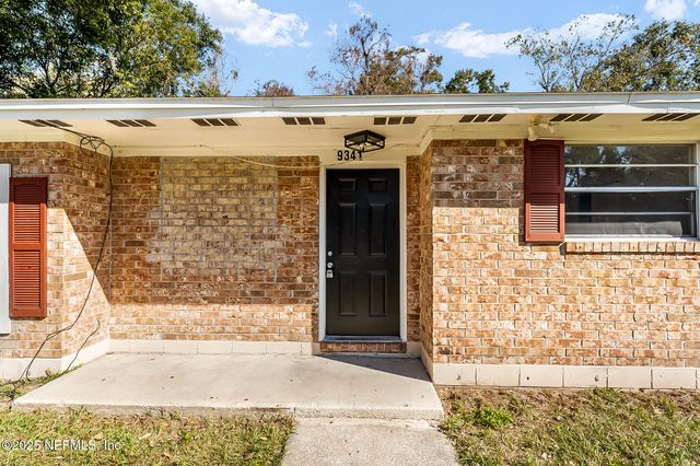 9341 DANVILLE Avenue, Jacksonville, FL 32208