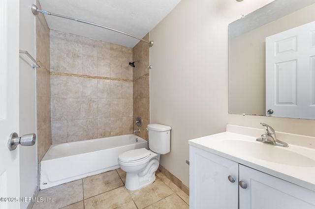 9341 DANVILLE Avenue, Jacksonville, FL 32208