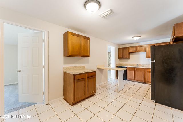 9341 DANVILLE Avenue, Jacksonville, FL 32208