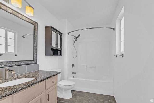 11880 S LANDOU DR, Draper, UT 84020