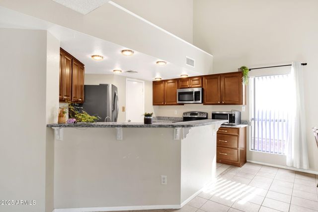 3833 W IVANHOE Street, Chandler, AZ 85226