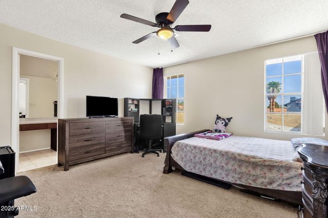 3833 W IVANHOE Street, Chandler, AZ 85226