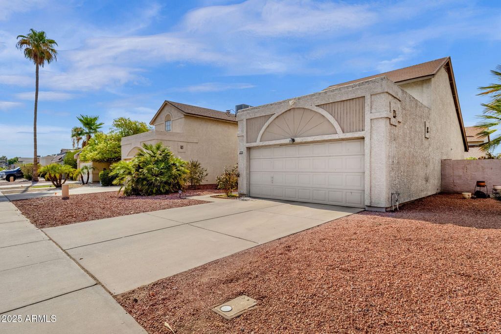 3833 W IVANHOE Street, Chandler, AZ 85226