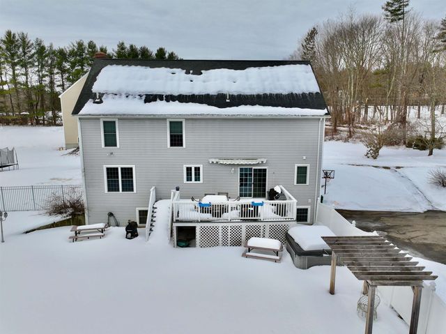 82 Hansonville Road, Rochester, NH 03839