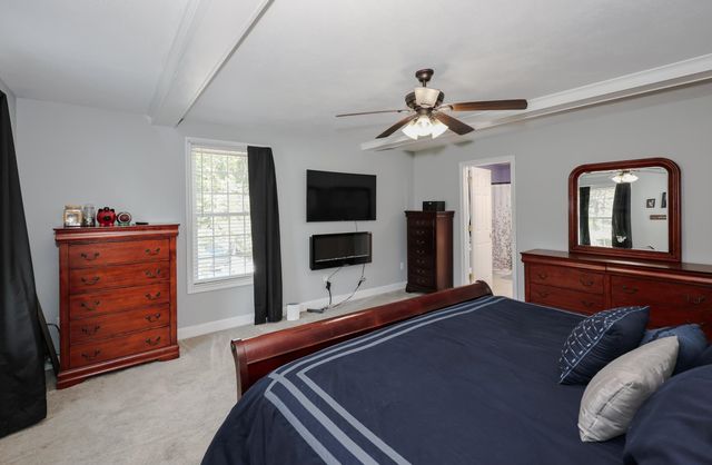 82 Hansonville Road, Rochester, NH 03839