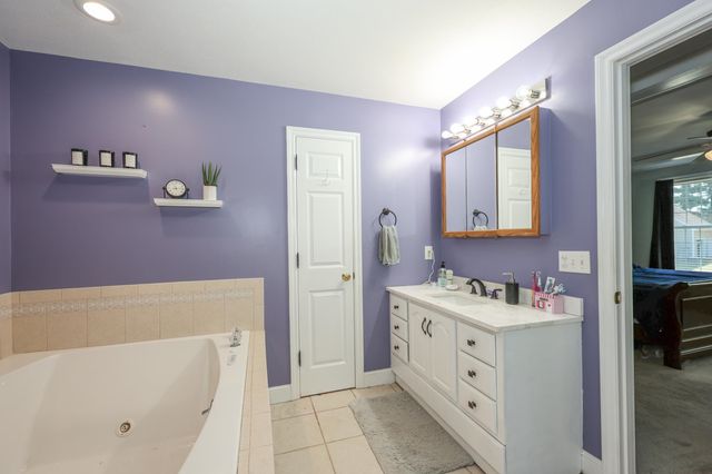 82 Hansonville Road, Rochester, NH 03839