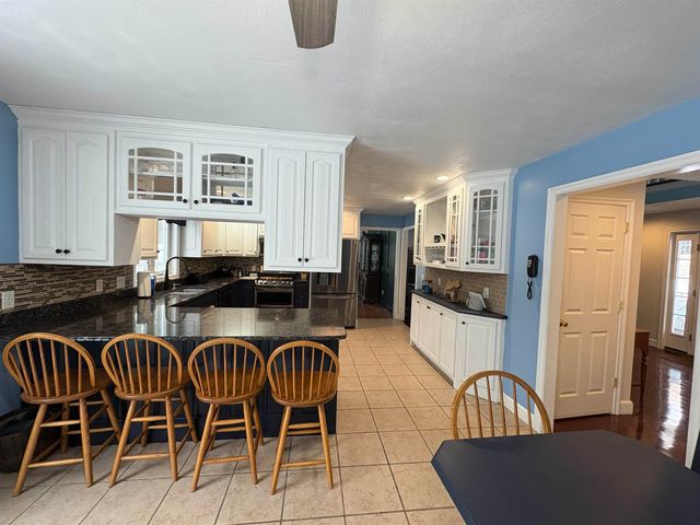 82 Hansonville Road, Rochester, NH 03839