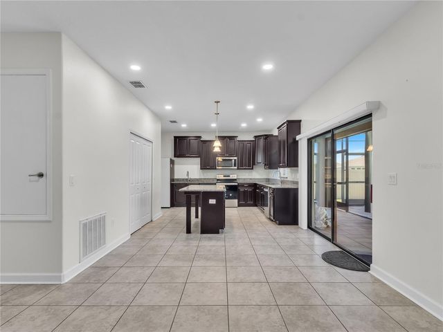 5063 IVORY STONE DRIVE, Wimauma, FL 33598