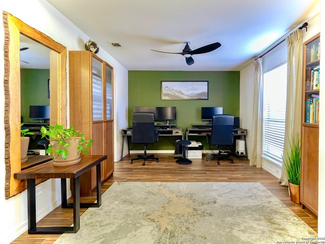 2934 Burnt Oak, San Antonio, TX 78232