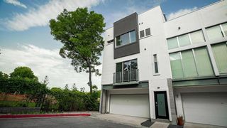 4801 S Congress Ave J4, Austin, TX 78745