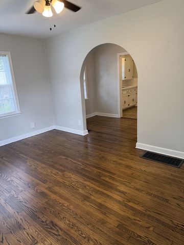 2031 Benjamin St, Nashville, TN 37206