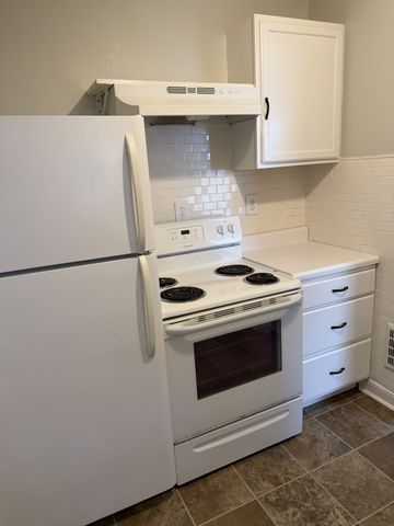2031 Benjamin St, Nashville, TN 37206