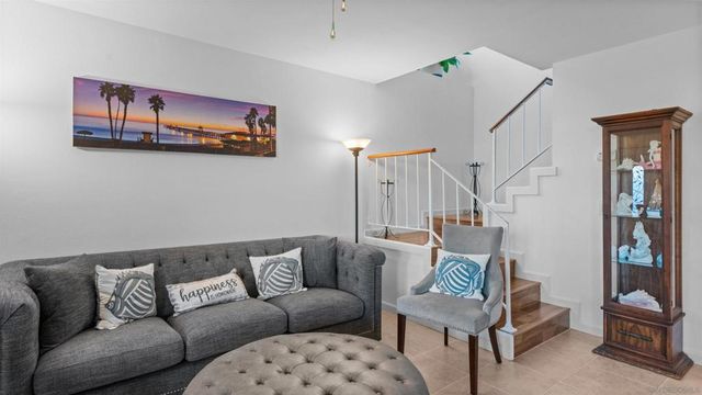 723 Paradise Cove Way, Oceanside, CA 92058