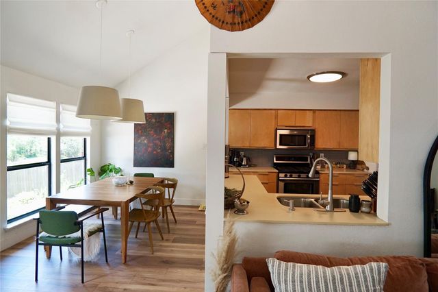 7701 Ponoma TRL, Austin, TX 78749