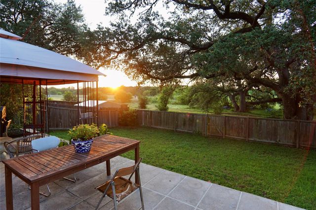 7701 Ponoma TRL, Austin, TX 78749