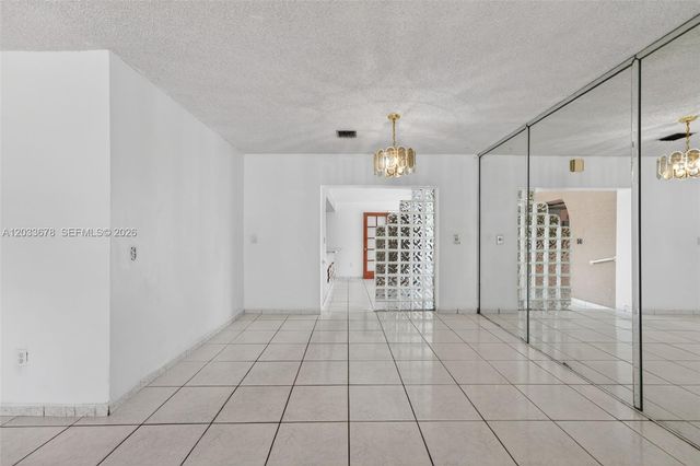 20 E 52nd Pl, Hialeah, FL 33013