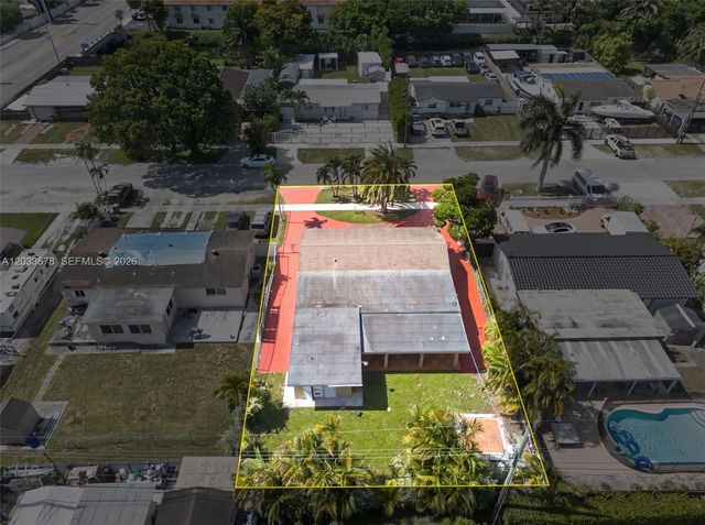 20 E 52nd Pl, Hialeah, FL 33013