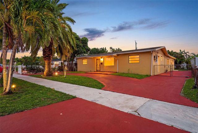 20 E 52nd Pl, Hialeah, FL 33013