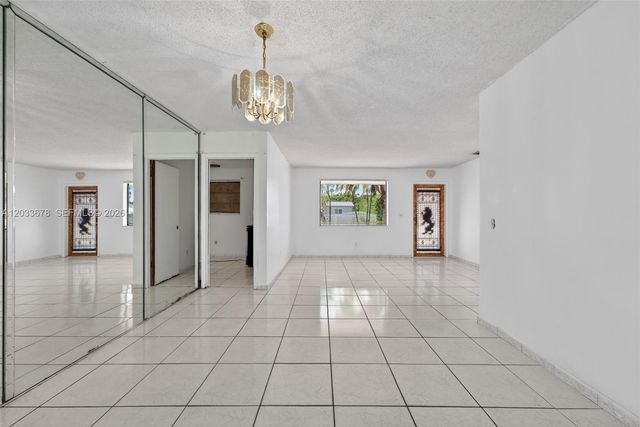 20 E 52nd Pl, Hialeah, FL 33013