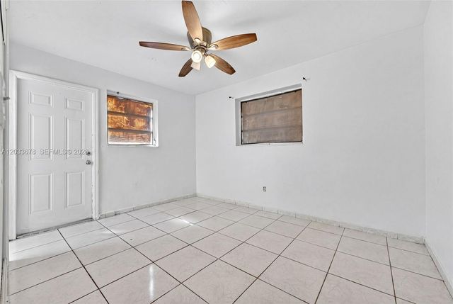 20 E 52nd Pl, Hialeah, FL 33013