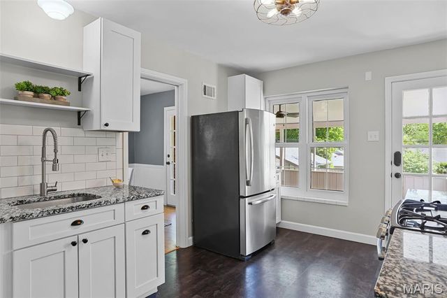4800 Verguene Avenue, Shrewsbury, MO 63119
