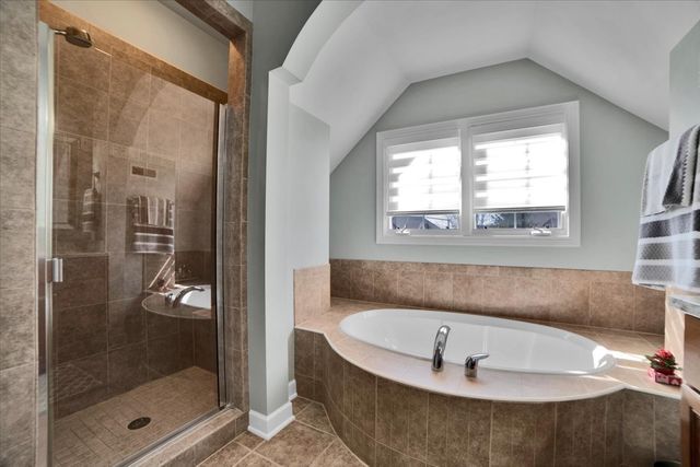 12704 Wild Rye Court, Plainfield, IL 60585