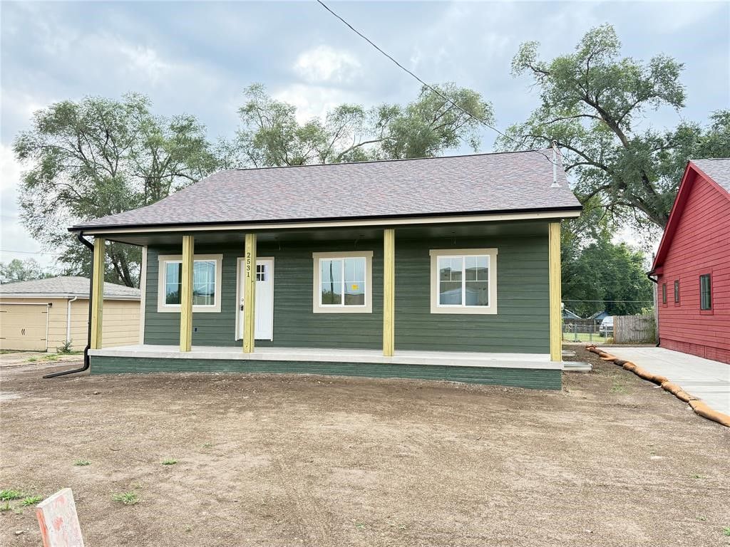 2531 Shaw Street, Des Moines, IA 50317