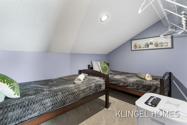 110 Millpoint Drive 10, Spring Lake, MI 49456