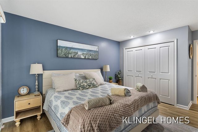 110 Millpoint Drive 10, Spring Lake, MI 49456