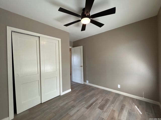 1854 KENDALIA AVE, San Antonio, TX 78224